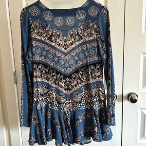 Free people! Dress with pockets! Size Small